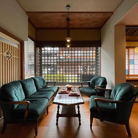游　別邸　飛騨高山　狐福 Villa Bagian luar foto